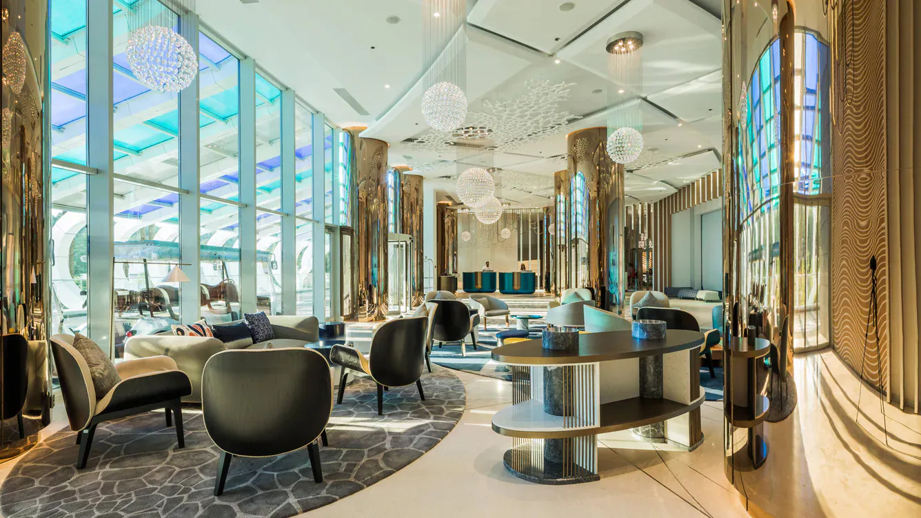 Paragraph Resort & Spa