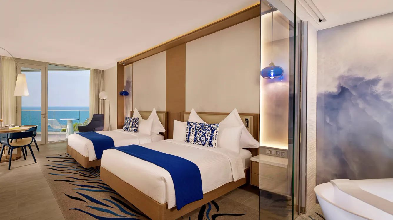 Paragraph Resort & Spa